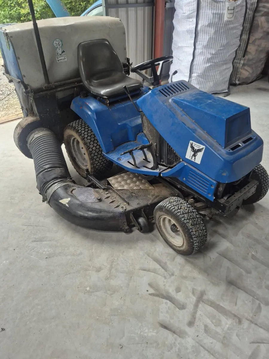 Iseki ride on lawnmower