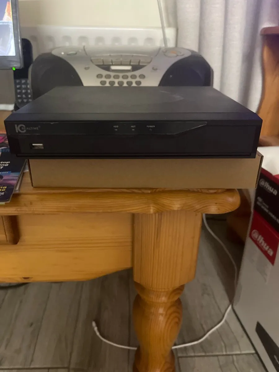 Network video recorded suitable for 4 cameras