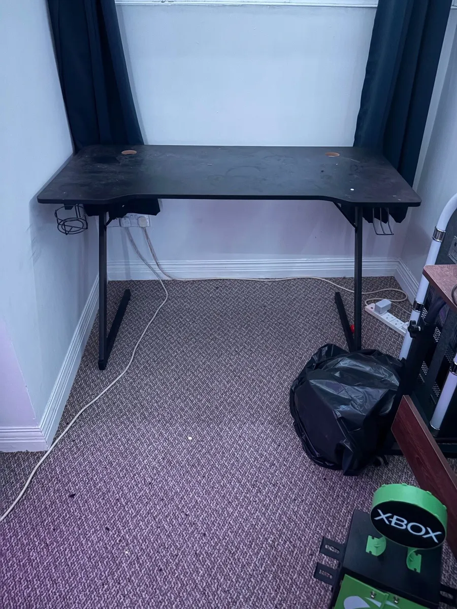 Gaming Desk - Image 1
