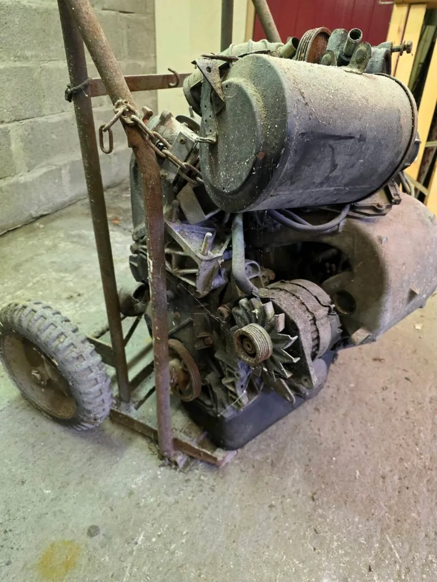 Peugeot 205 1.6 GTI  engine - Image 2