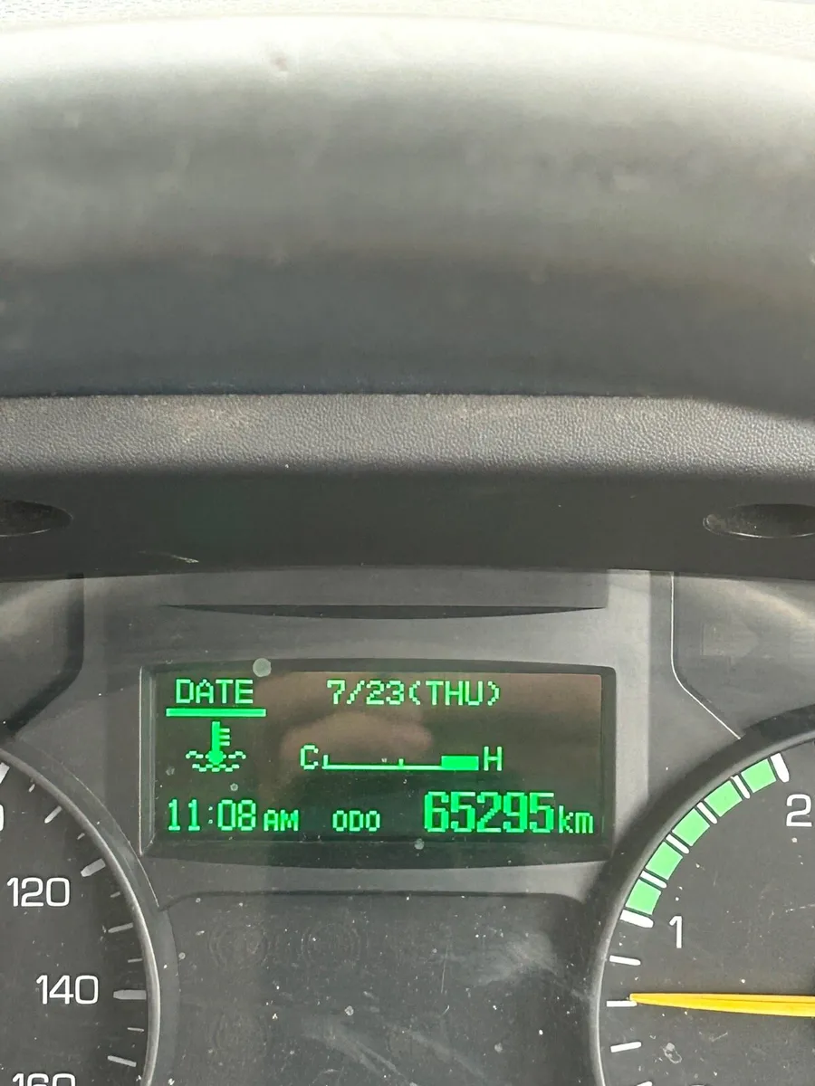 Mitsubishi fuso - Image 4