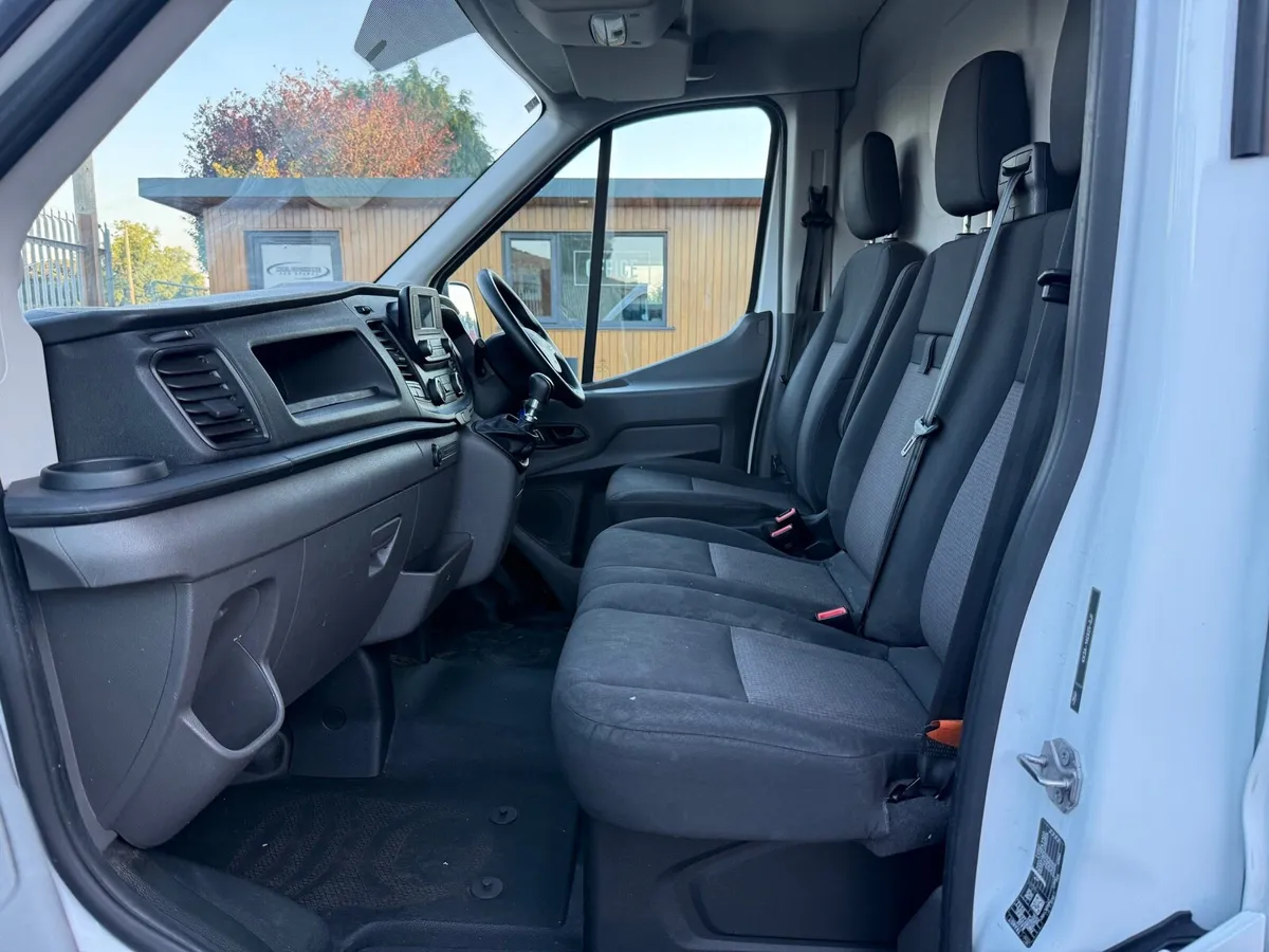 2020 FORD TRANSIT 2.0 EcoBlue 130ps H2 Leader Van - Image 3