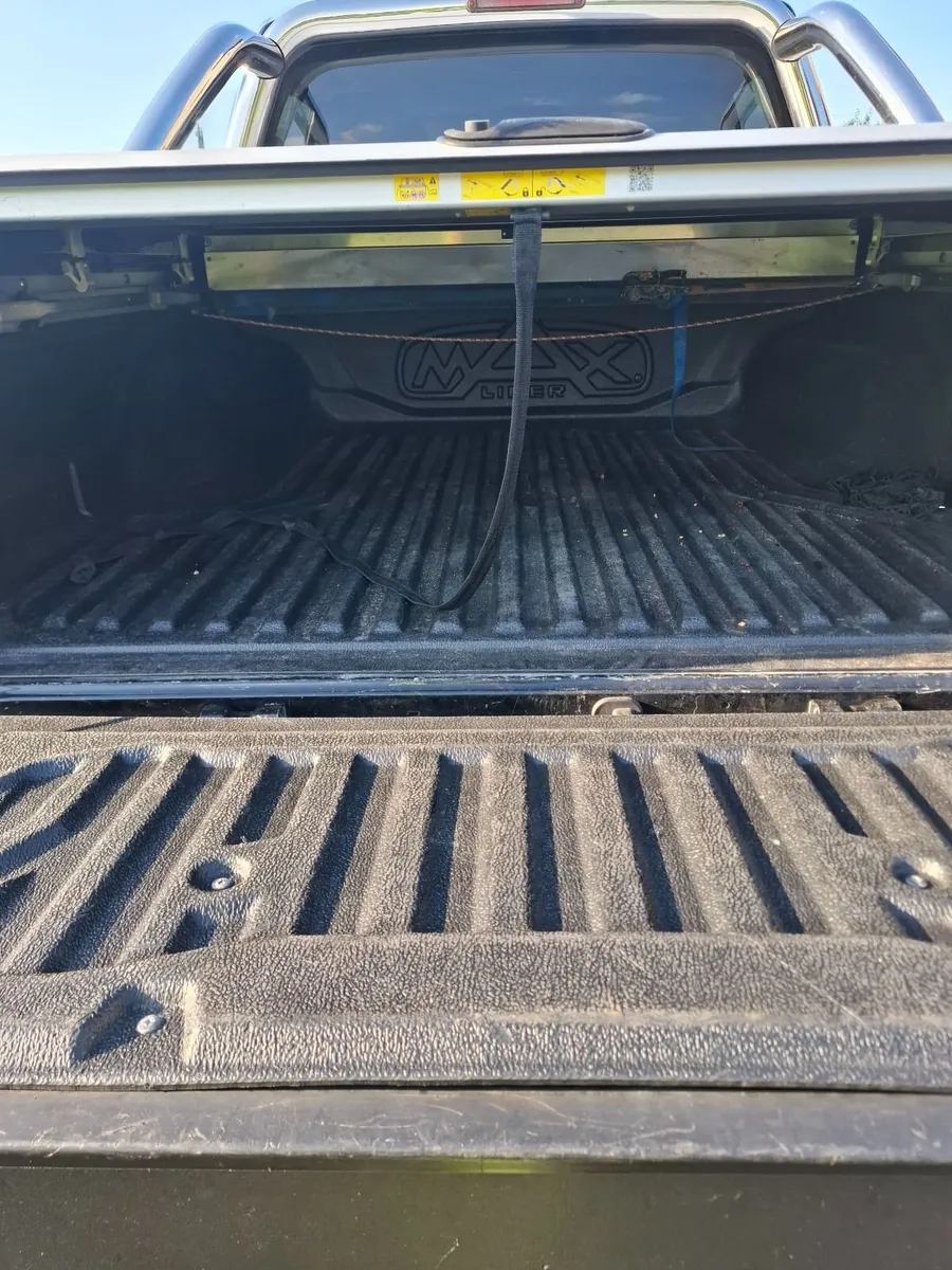 2016 Nissan Navara - Image 4