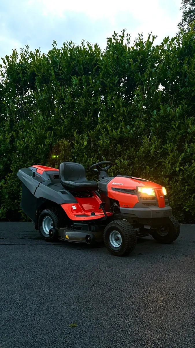 Husqvarna Ride On Lawnmower - Image 1