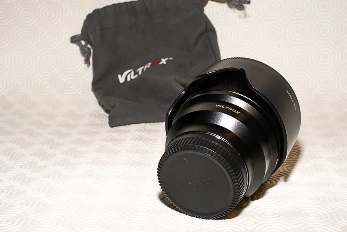 Viltrox 85mm F1.8 Fuji X Mount - Image 3