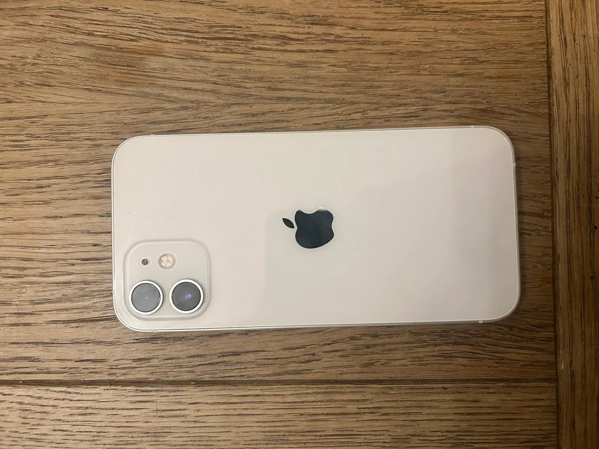 iPhone 12 - Image 1