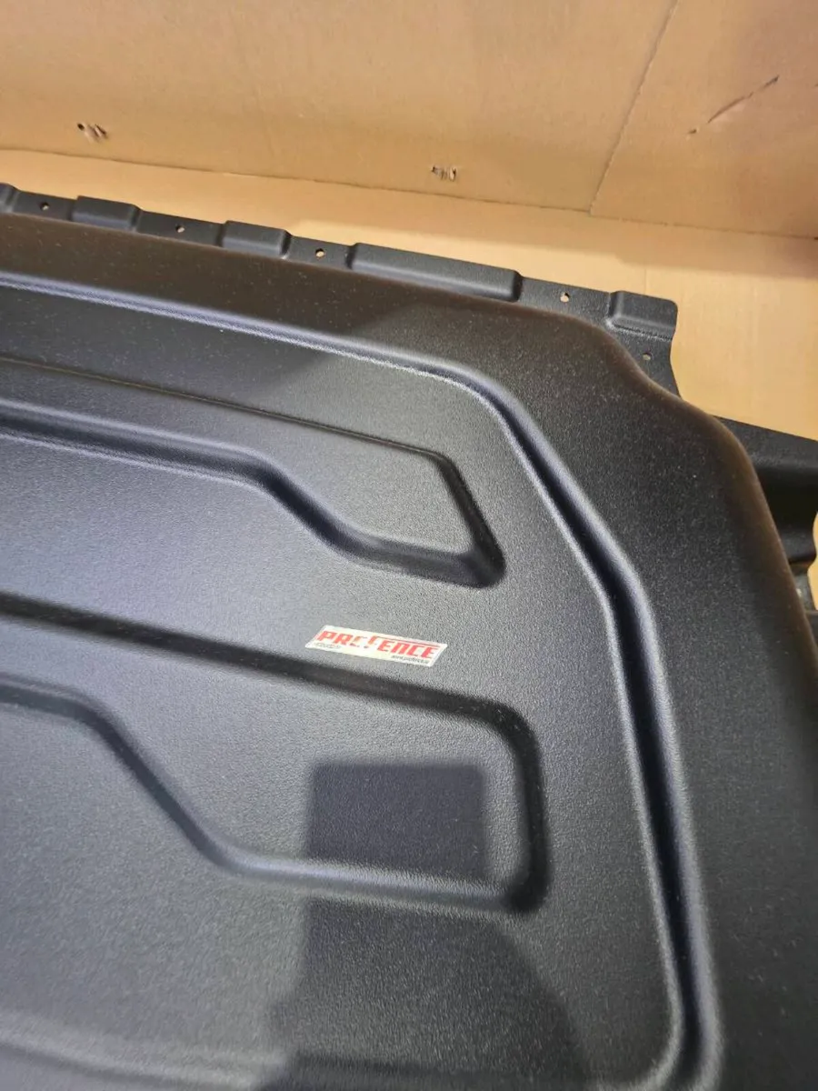 Vw Caddy/Ford transit connect aftermarket Bulkhead - Image 2