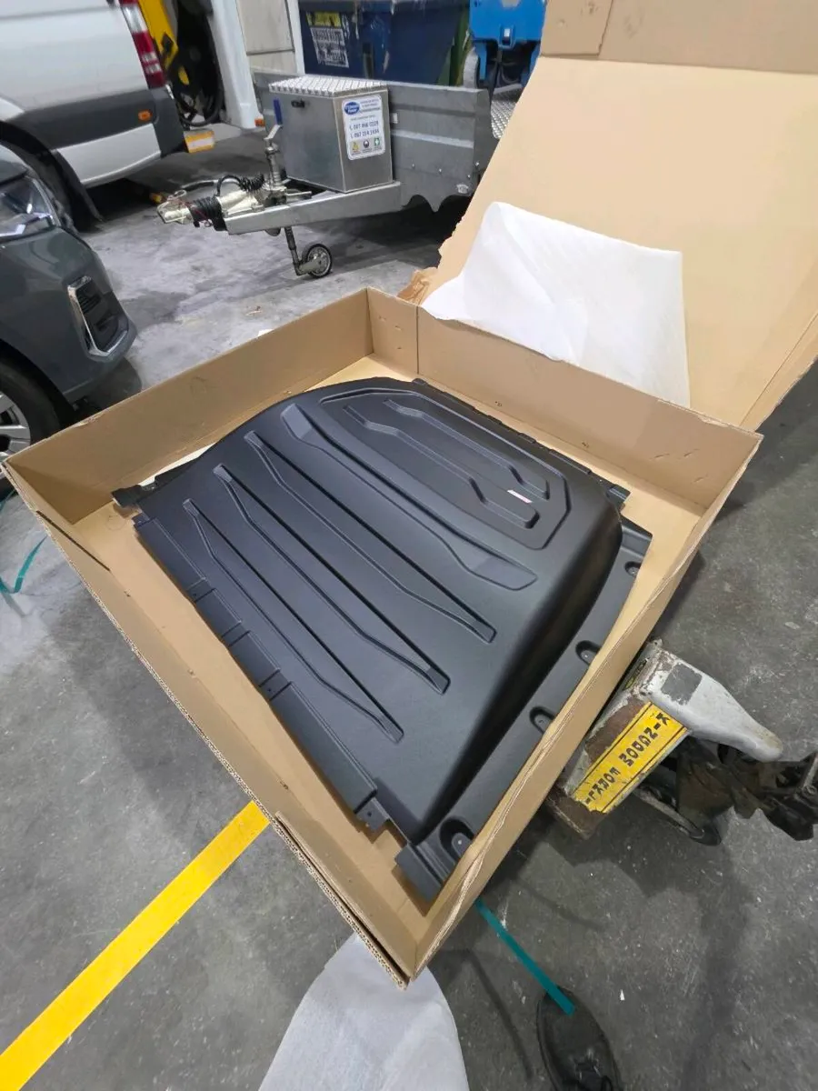 Vw Caddy/Ford transit connect aftermarket Bulkhead - Image 4