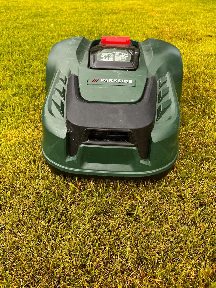 Park side lawn mower - Image 1