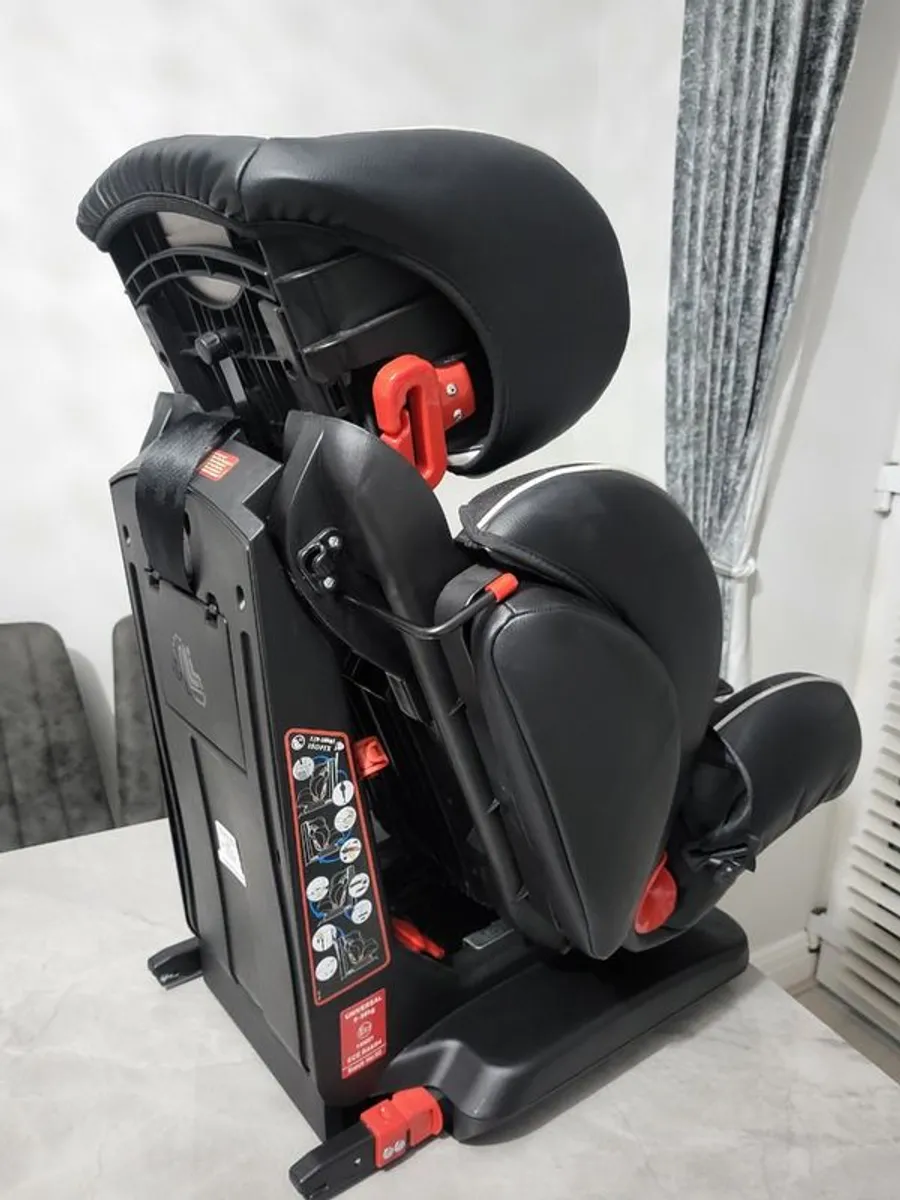 Ickle Bubba Car seat - Image 2