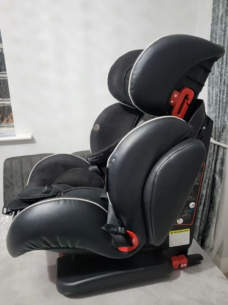 Ickle Bubba Car seat - Image 3