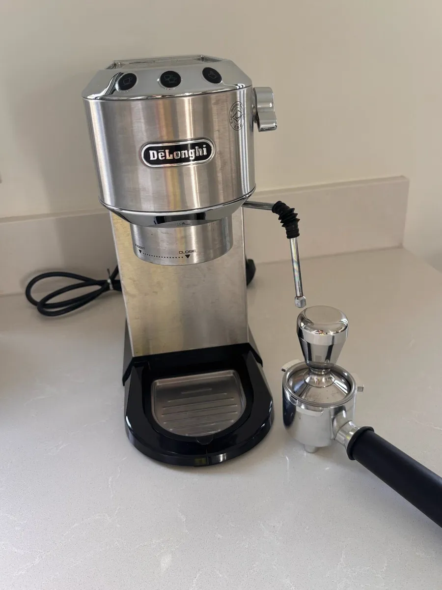 DeLonghi Espresso Coffee Machine - Image 3