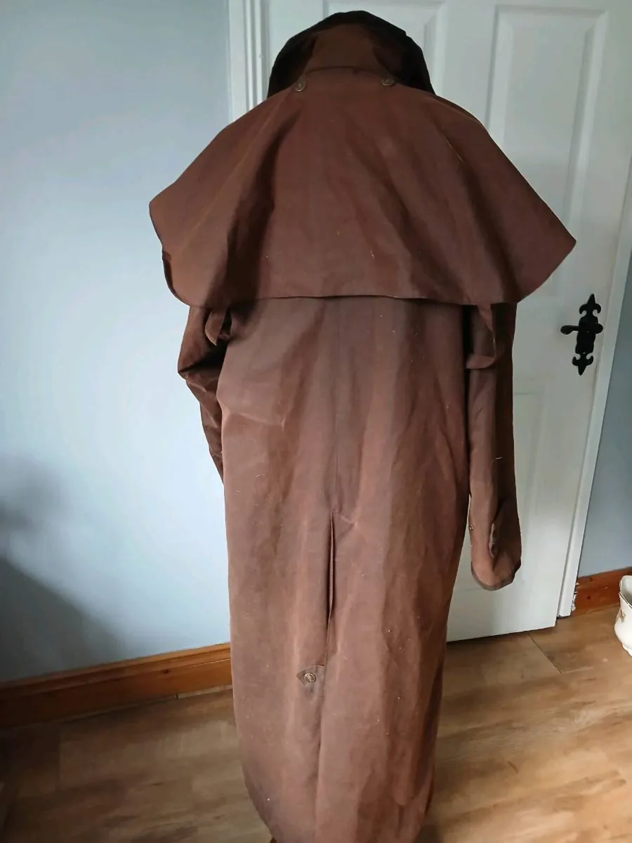 Toggi waxed long riding coat - Image 3