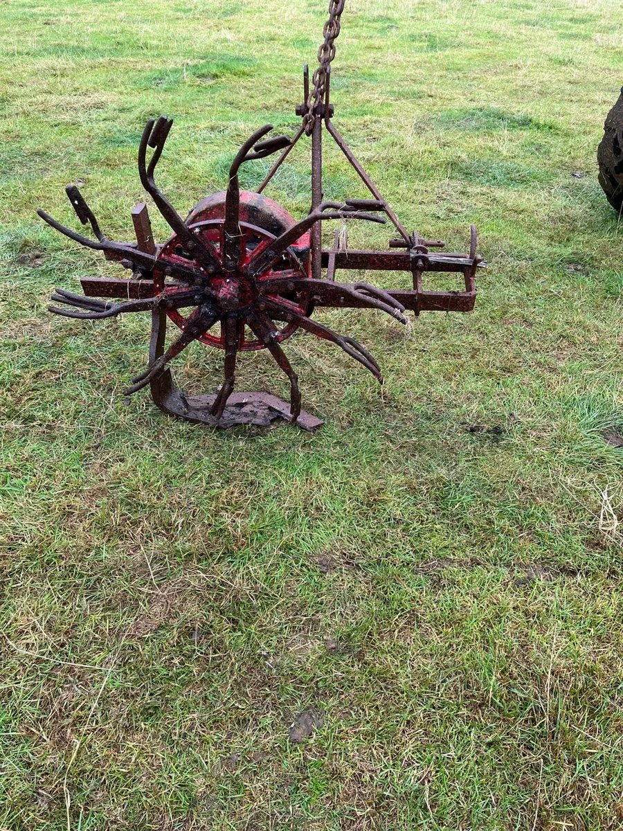 Farm machinery - Image 1