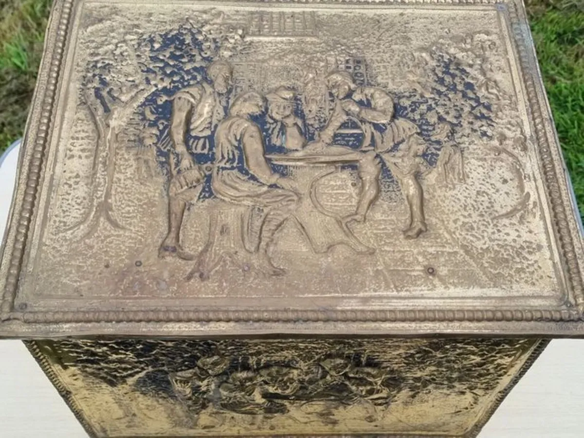 Vintage brass fireplace box - Image 3