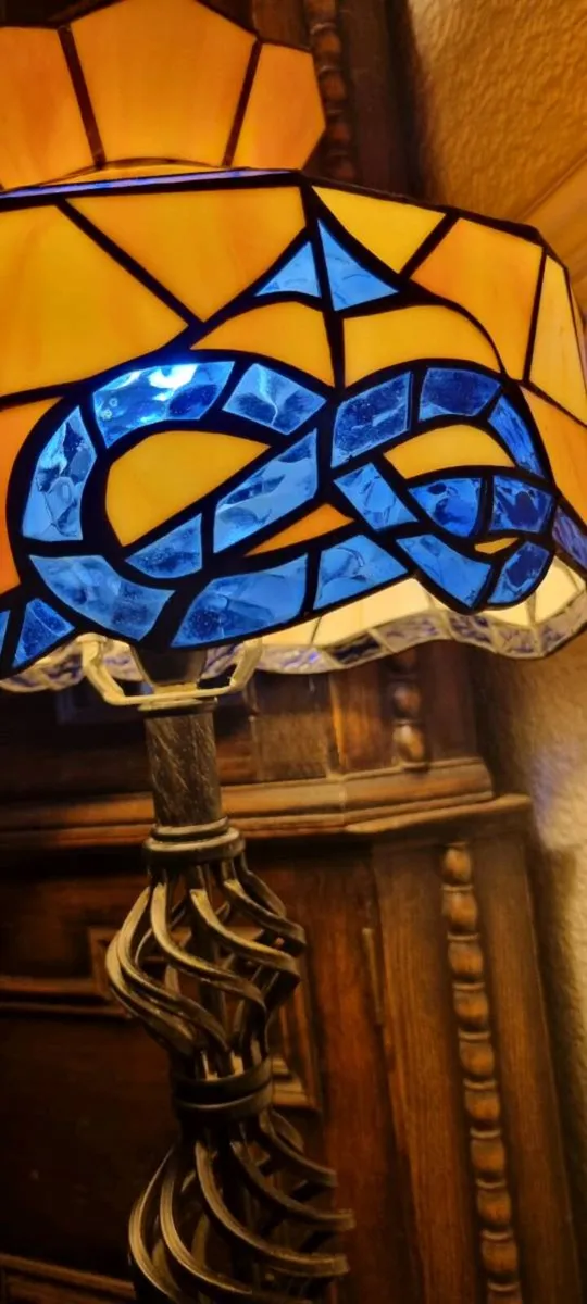 Tiffany style nautical lamp( OR DEAL ON 2) - Image 1