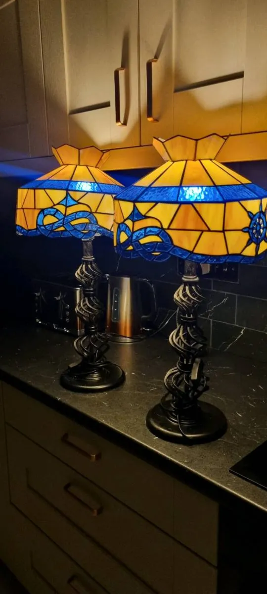 Tiffany nautical lamps100 ea NOW 150 PAIR NO SPACE - Image 4