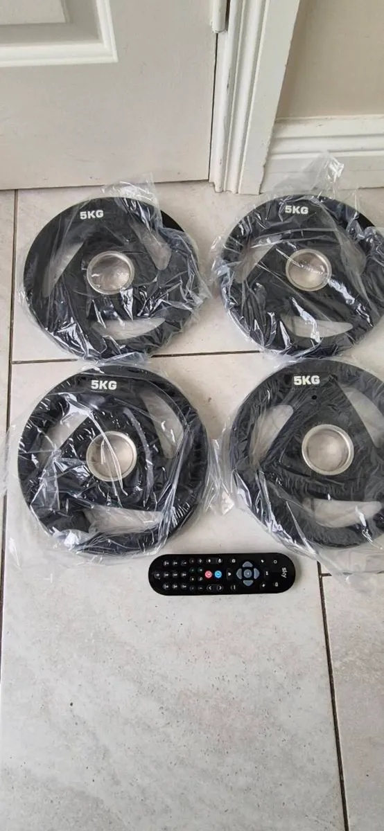 Brand new olympic tri grip weight set - Image 2