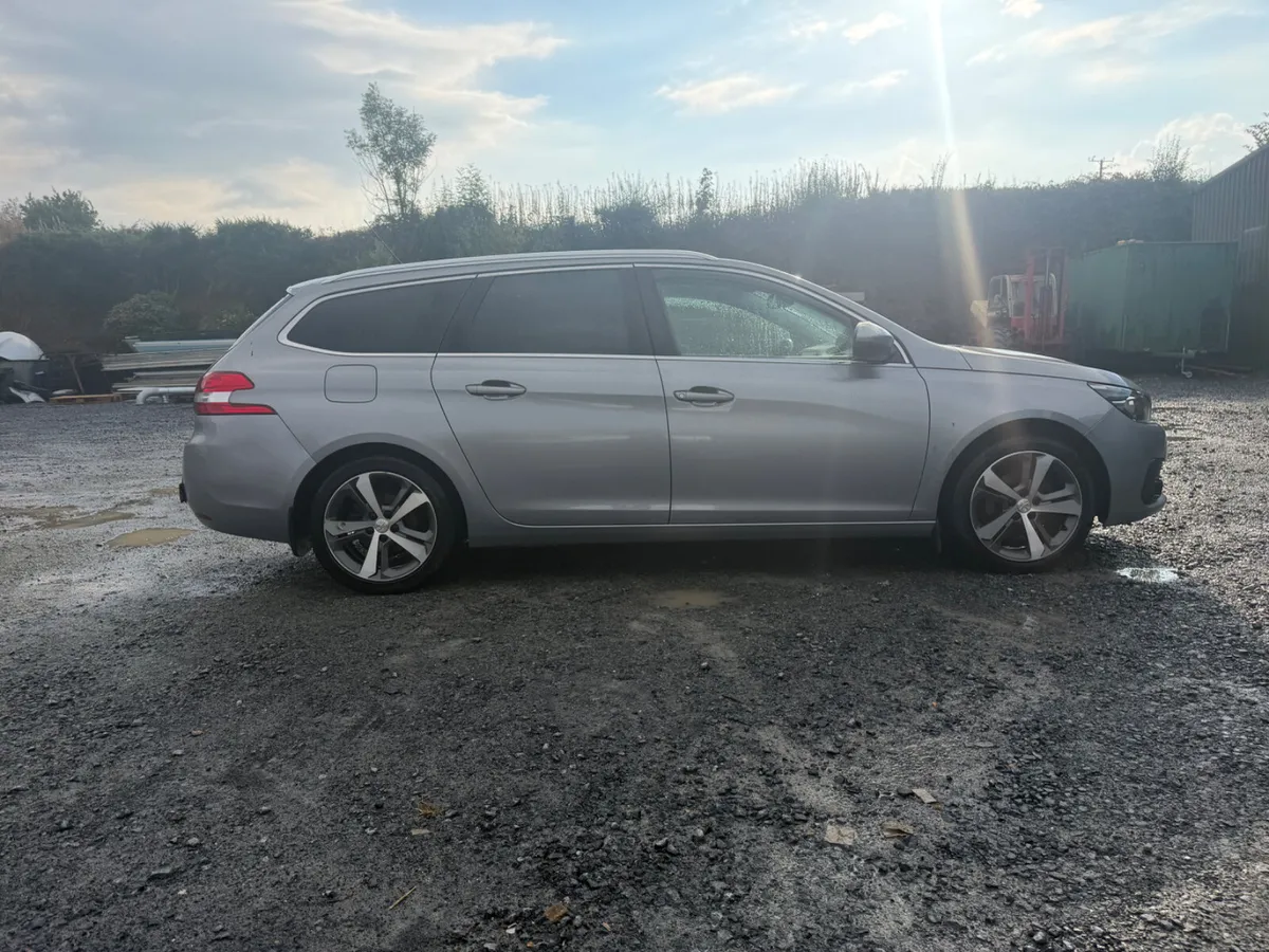 2019 Peugeot 308   1.6 diesel - Image 4
