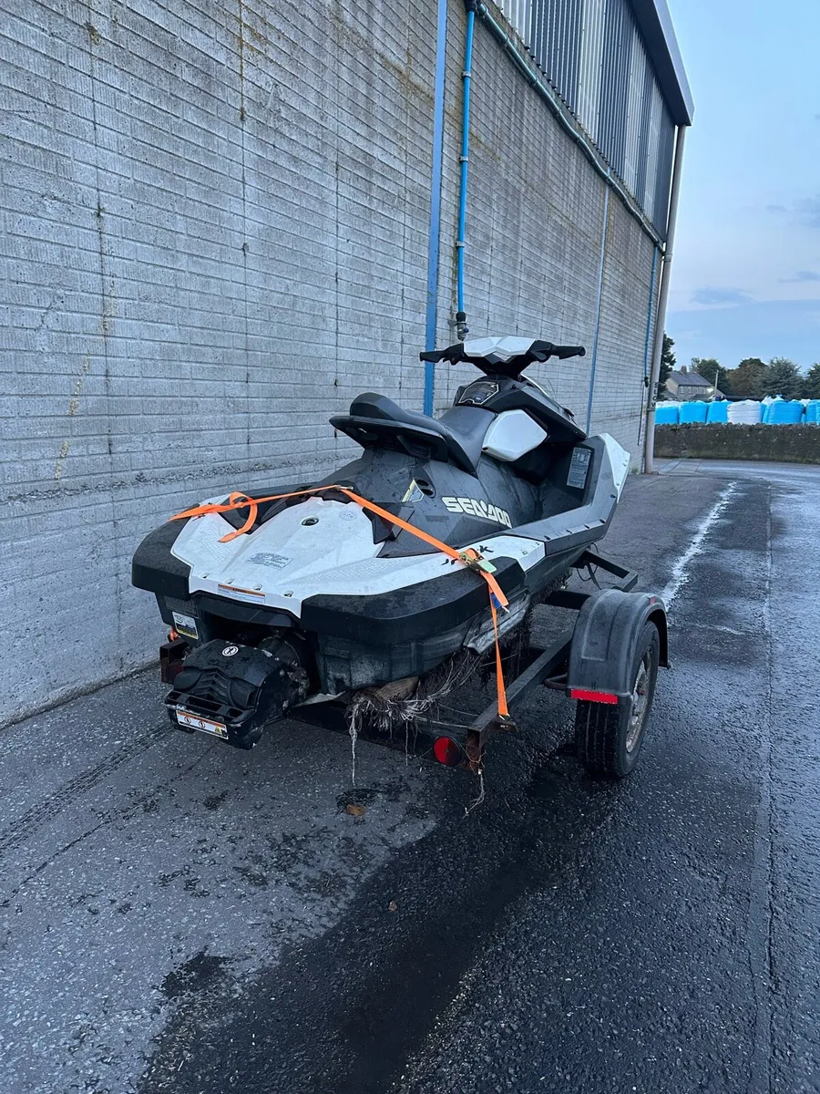 Sea doo spark jet ski - Image 4