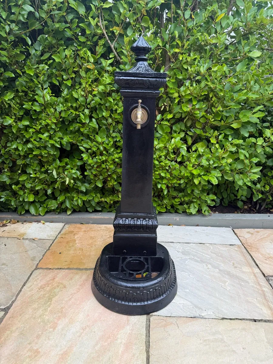 Cast iron tap unit - Image 1