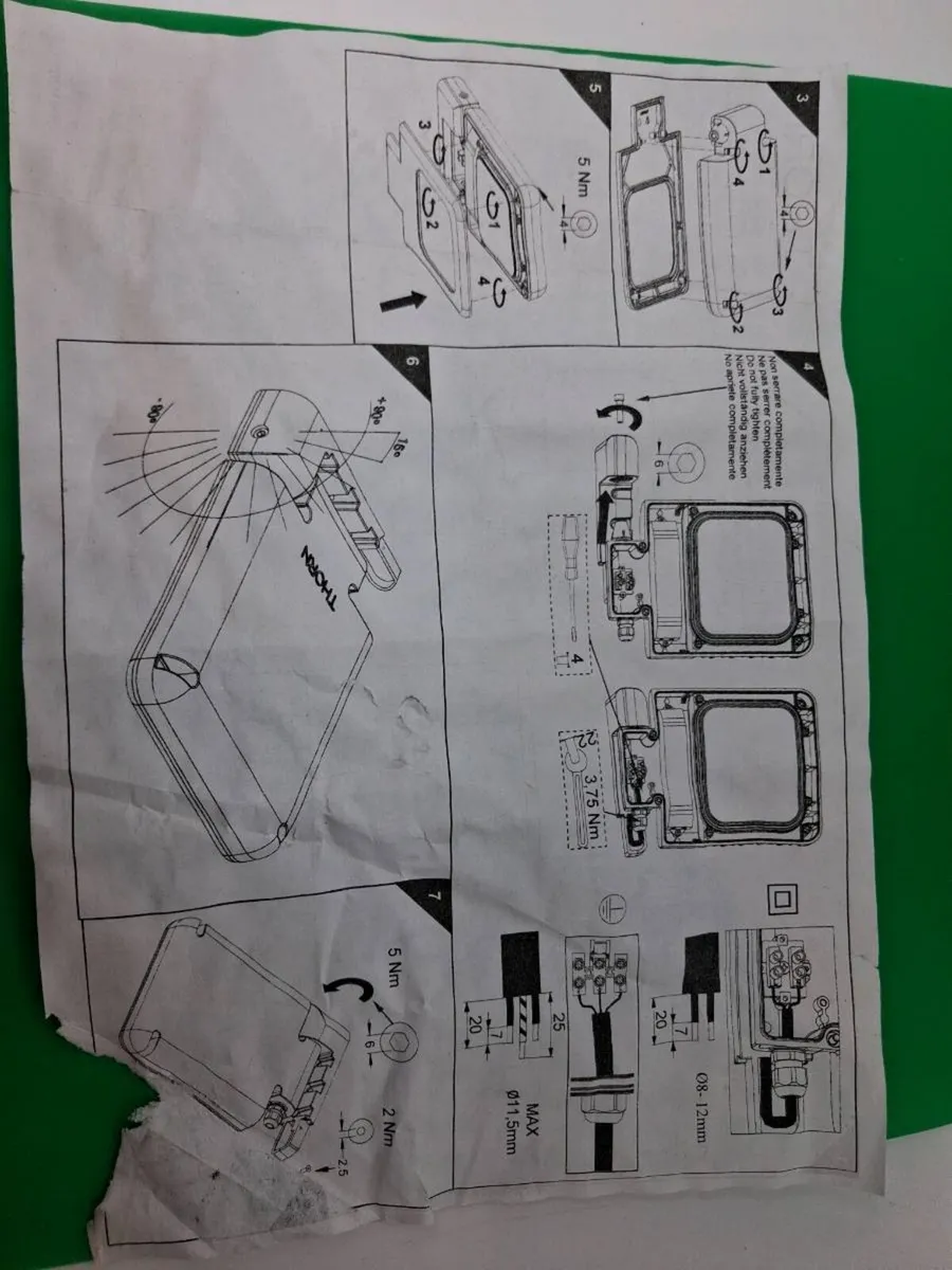 Postage - Thorn LED Flood Light - OLSYS1 - Image 2