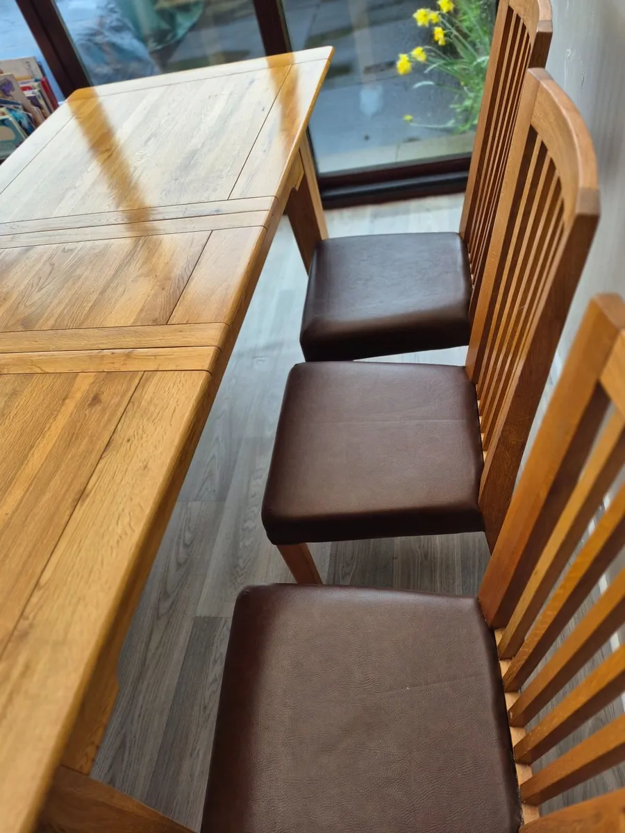 Table &  Chairs - Image 2