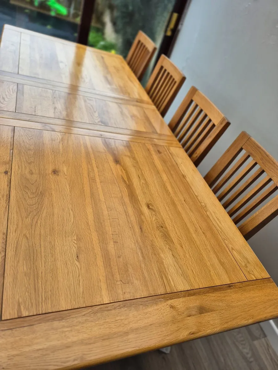 Table &  Chairs - Image 1