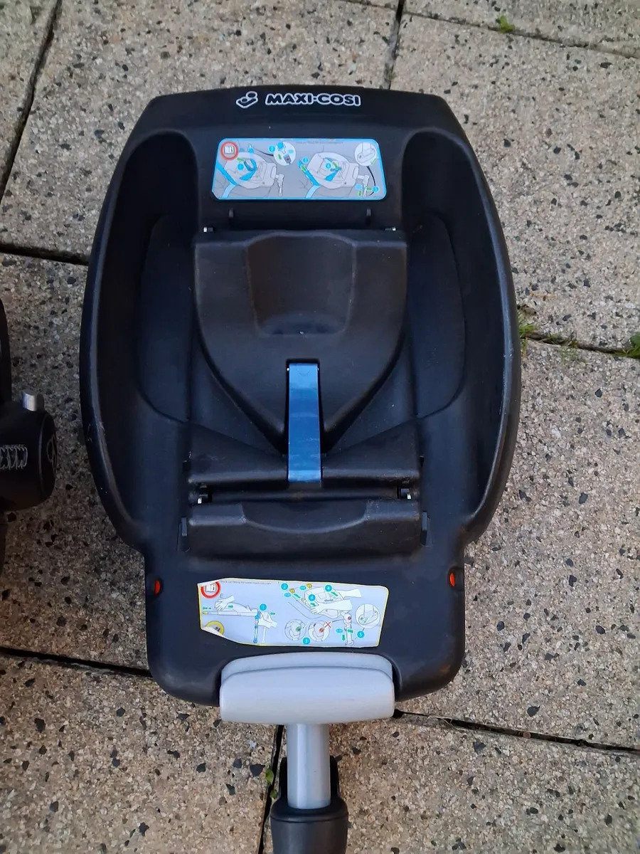 Maxi Cosi Car seat - Image 2