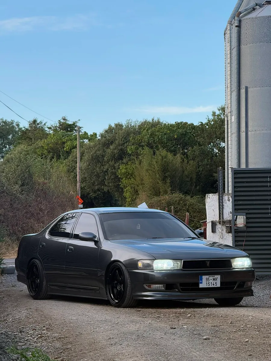 Toyota cresta gx90 - Image 1
