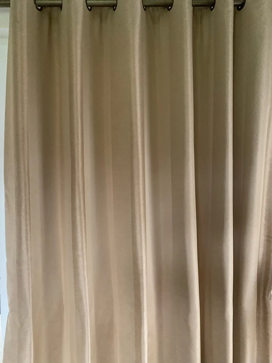 3 Pair of curtains- Excellent Condition - Image 2