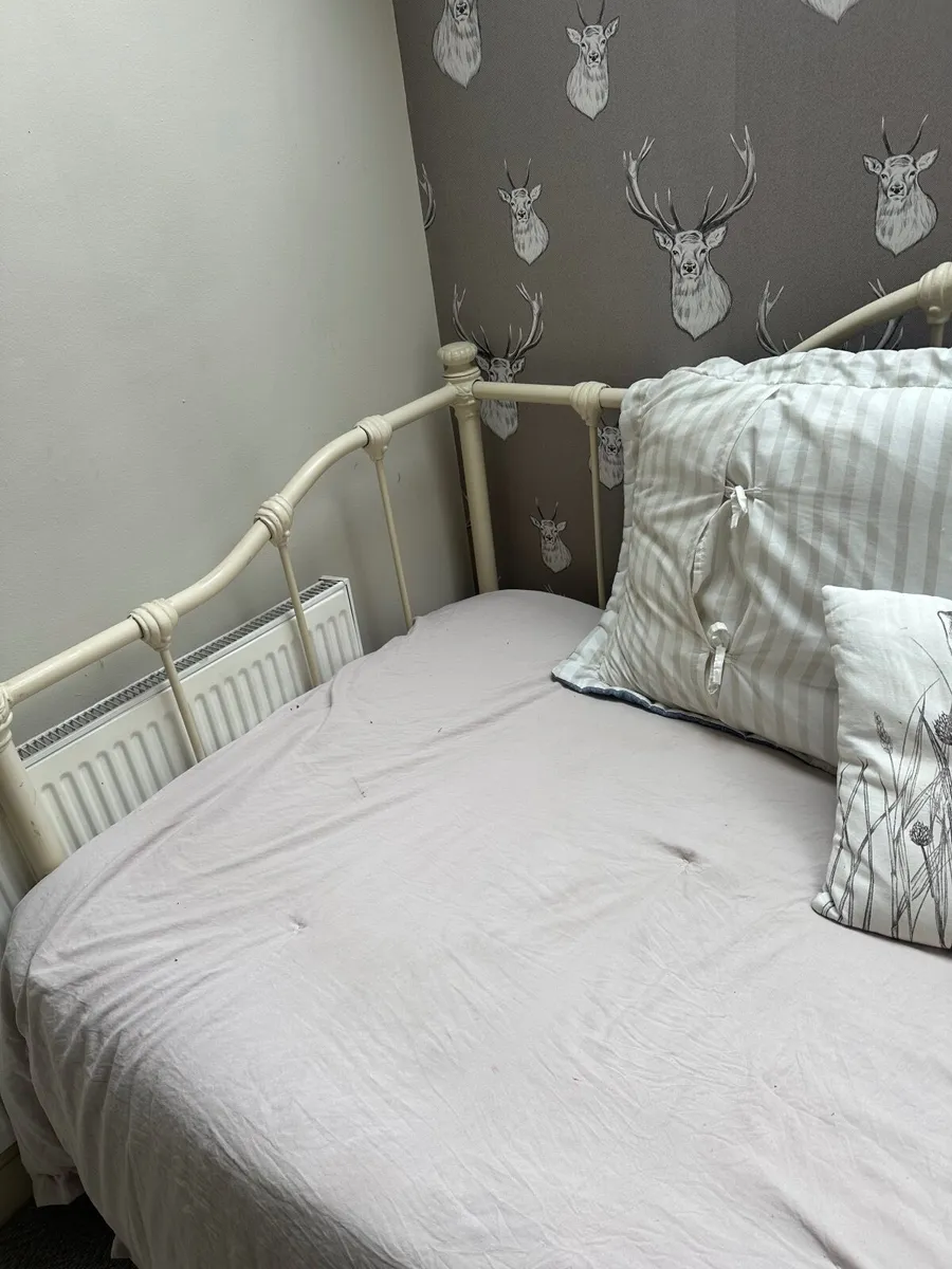 Daybed - Image 4