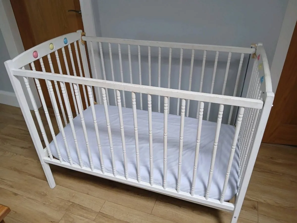 Cot - Image 1