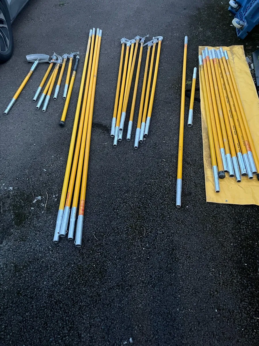 Jameson fibreglass poles - Image 1