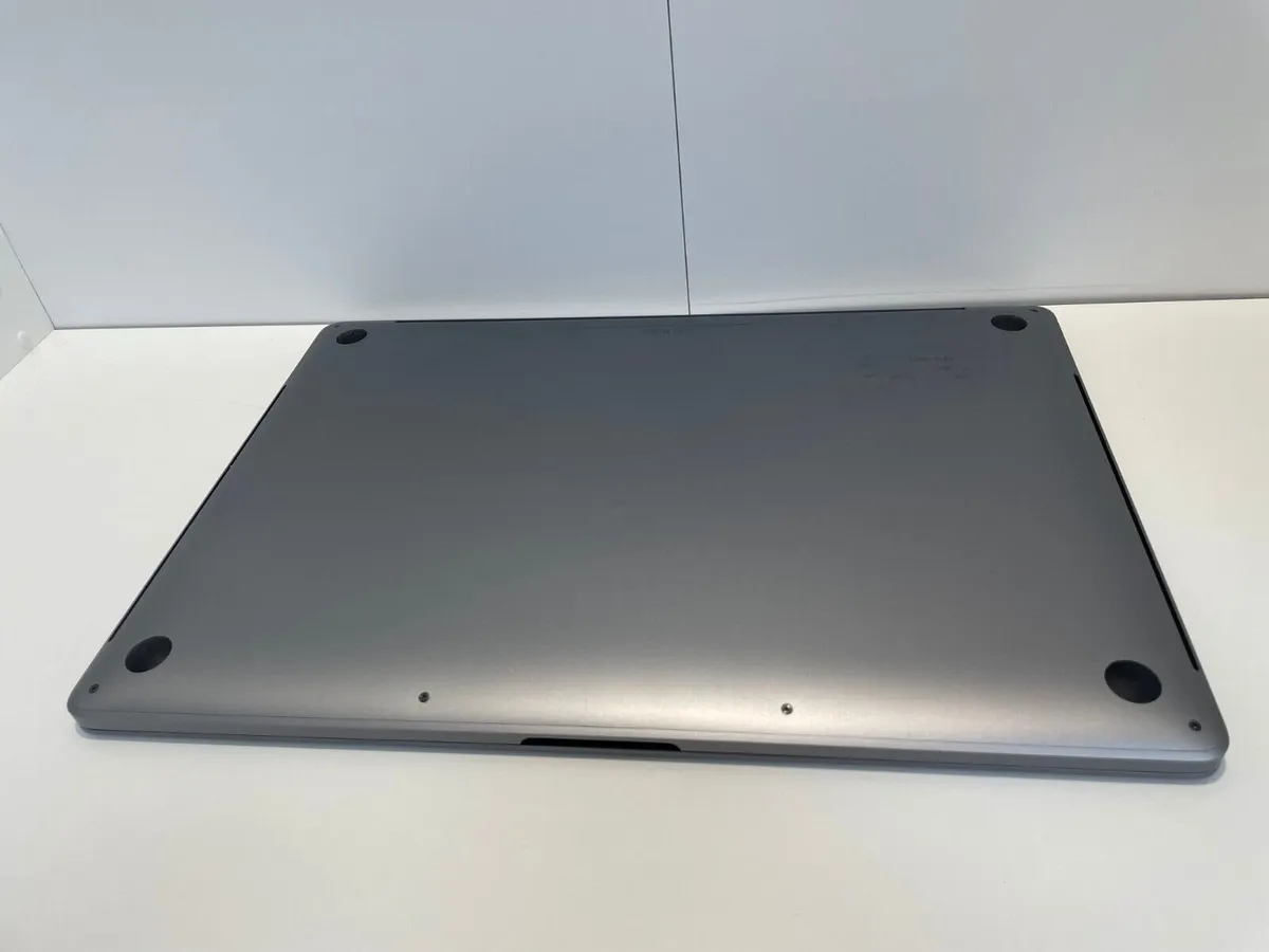 2019 Apple MacBook Pro 16" A2141 i7 16GB 512GB SSD - Image 2