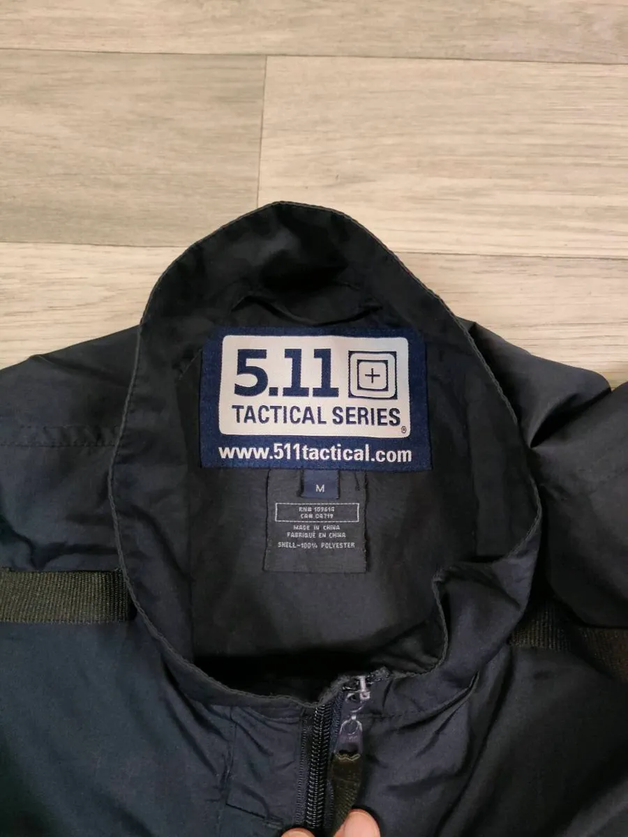 5.11 Tactical Windbreaker Jacket Mens Medium - Image 4