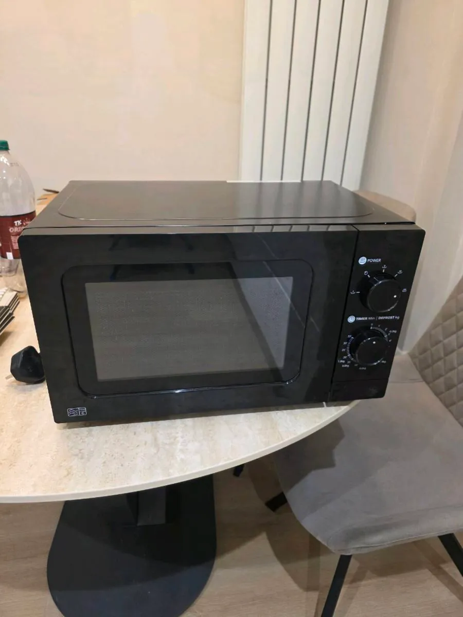 Microwave - Image 1