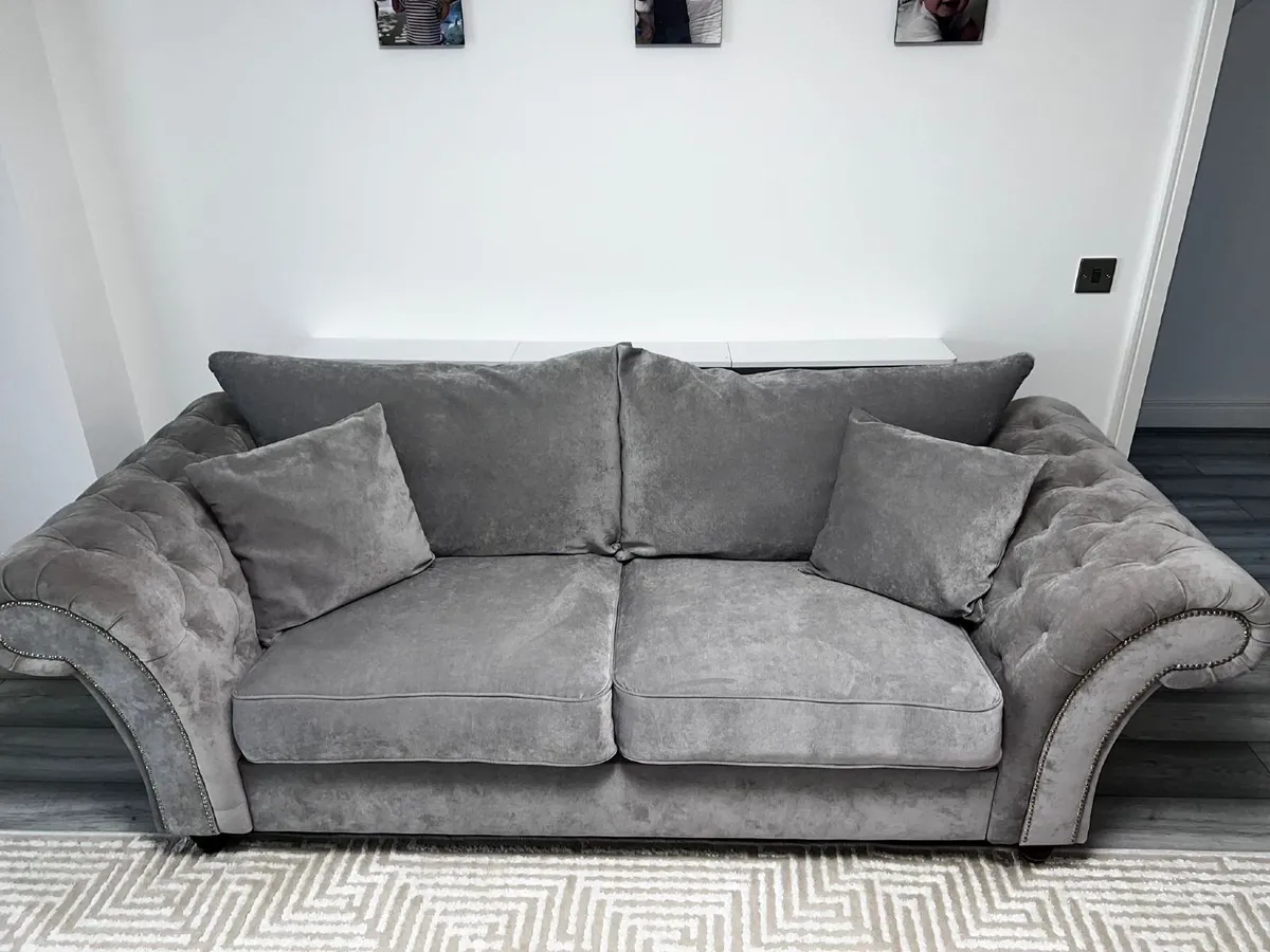 Sofa - Image 4