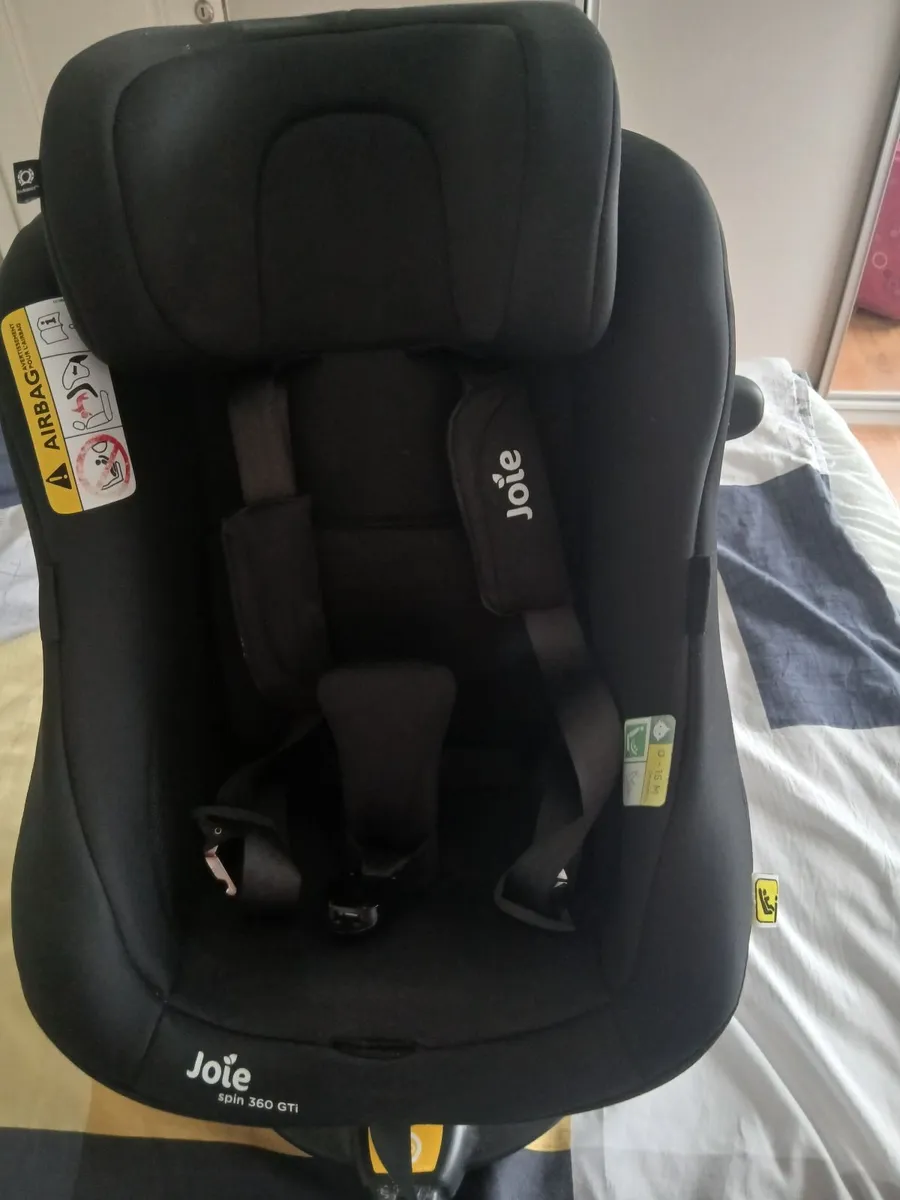 Joie car seat 0-15mth - Image 1