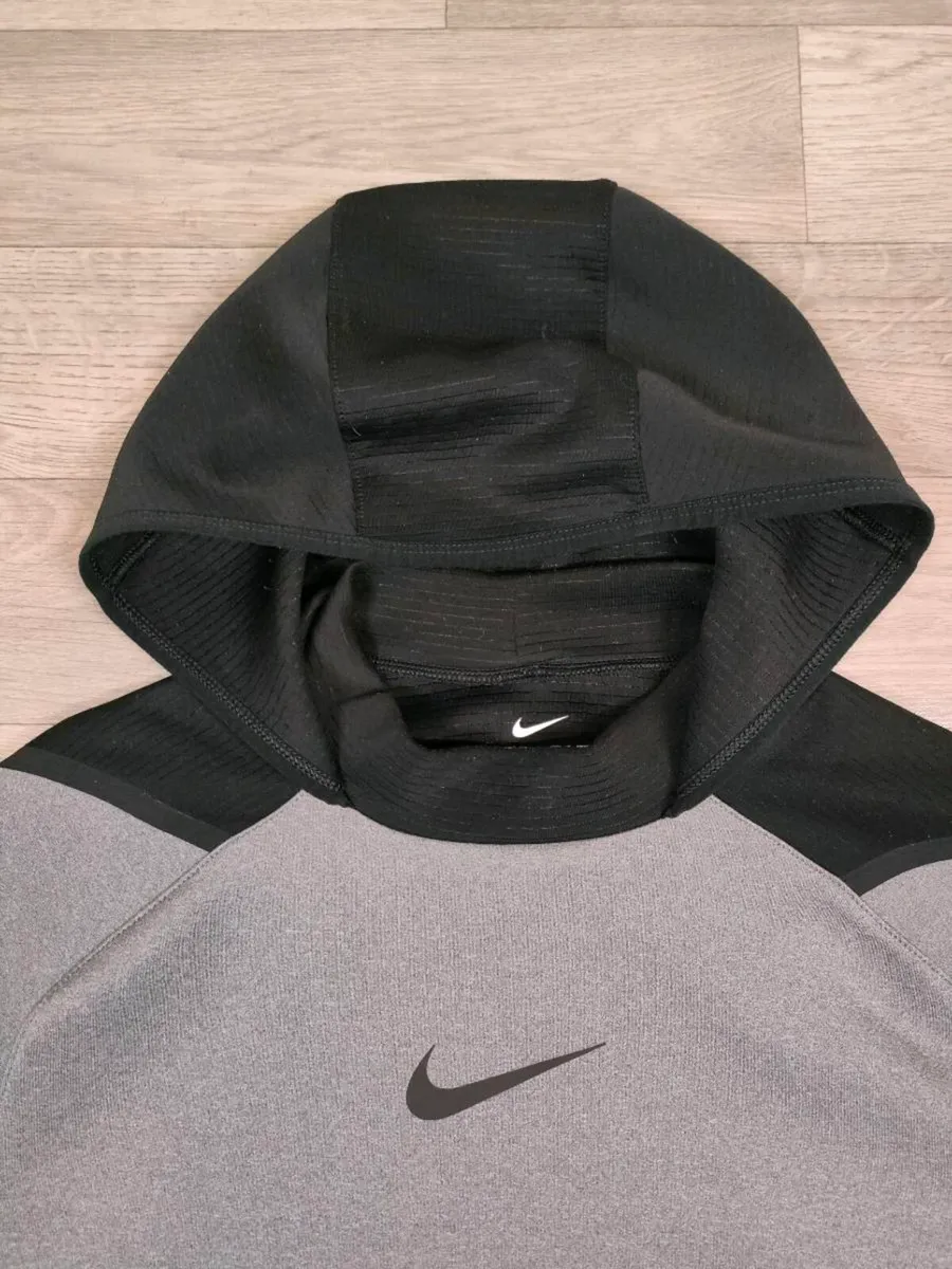 Nike Pro Center Swoosh Hoodie Mens Medium - Image 3