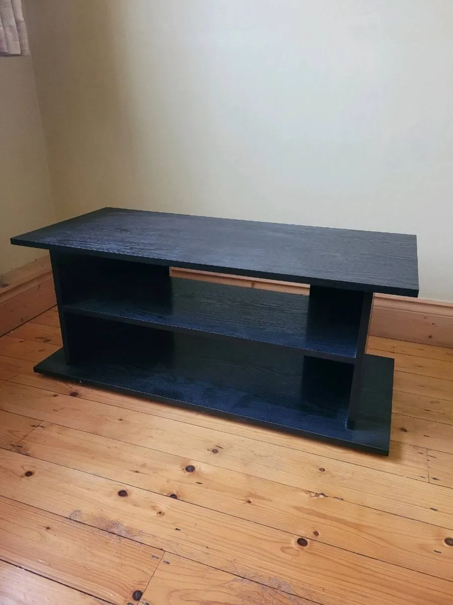 Selection of furniture - Image 4