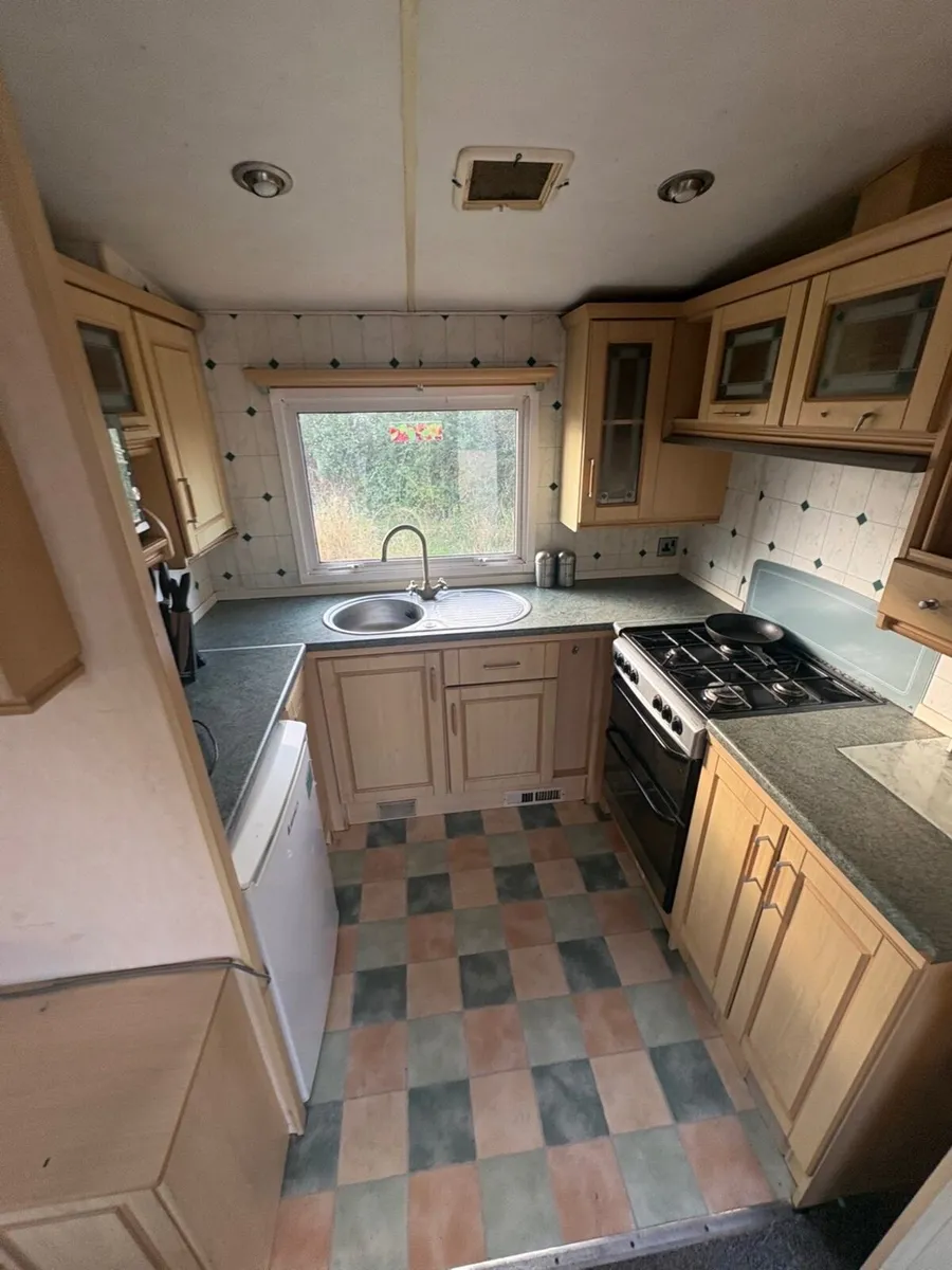 Mobile Home - Image 2