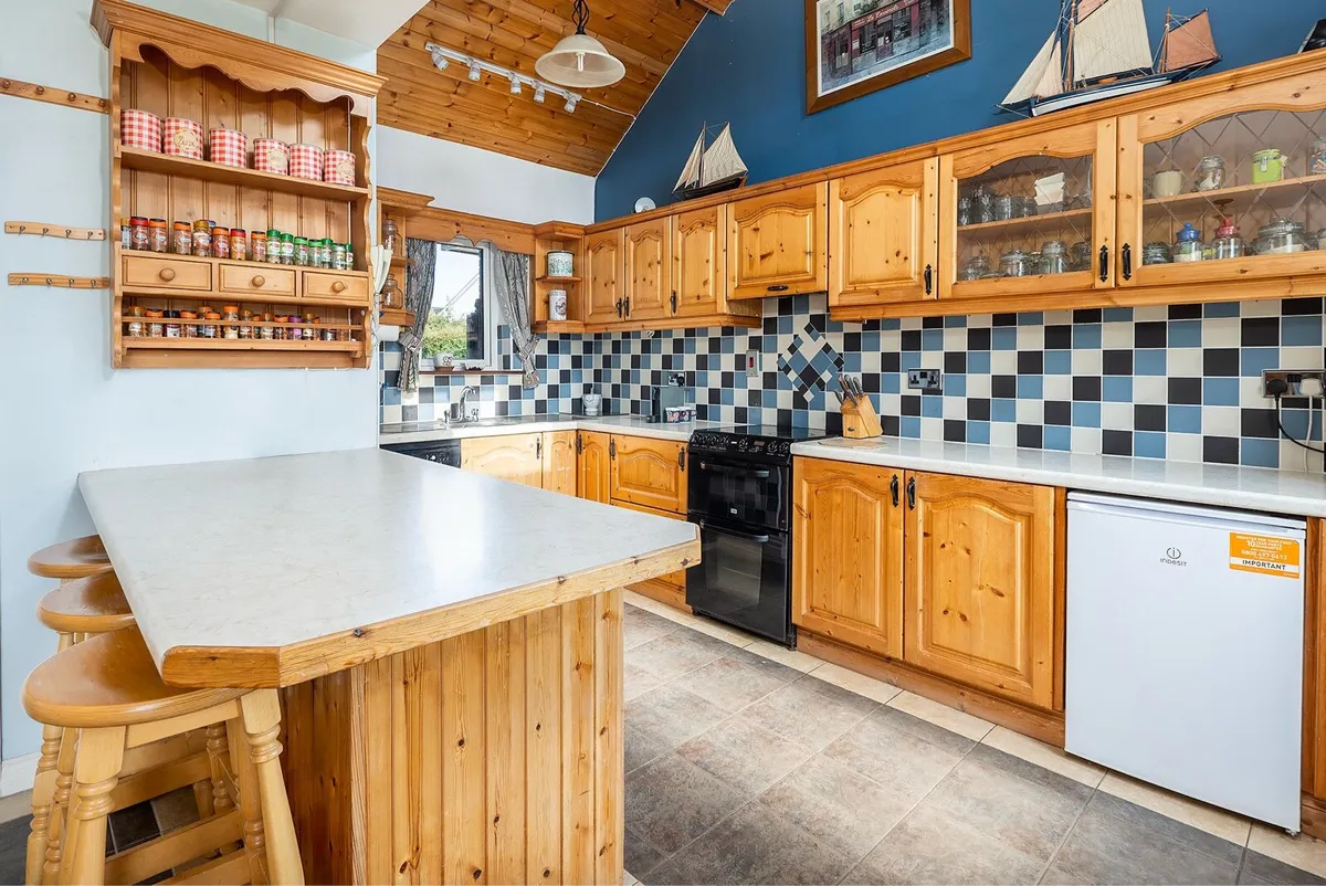 PENDING COLLECTION GONE Pine Kitchen - Image 1