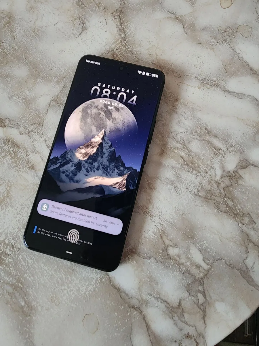 2026 Honor 200 mobile phone  perfect, in box - Image 1