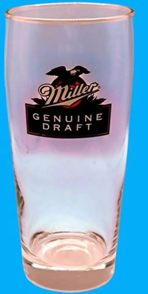 Pair of Vintage Miller Genuine Draft Pint Glasses - Image 2