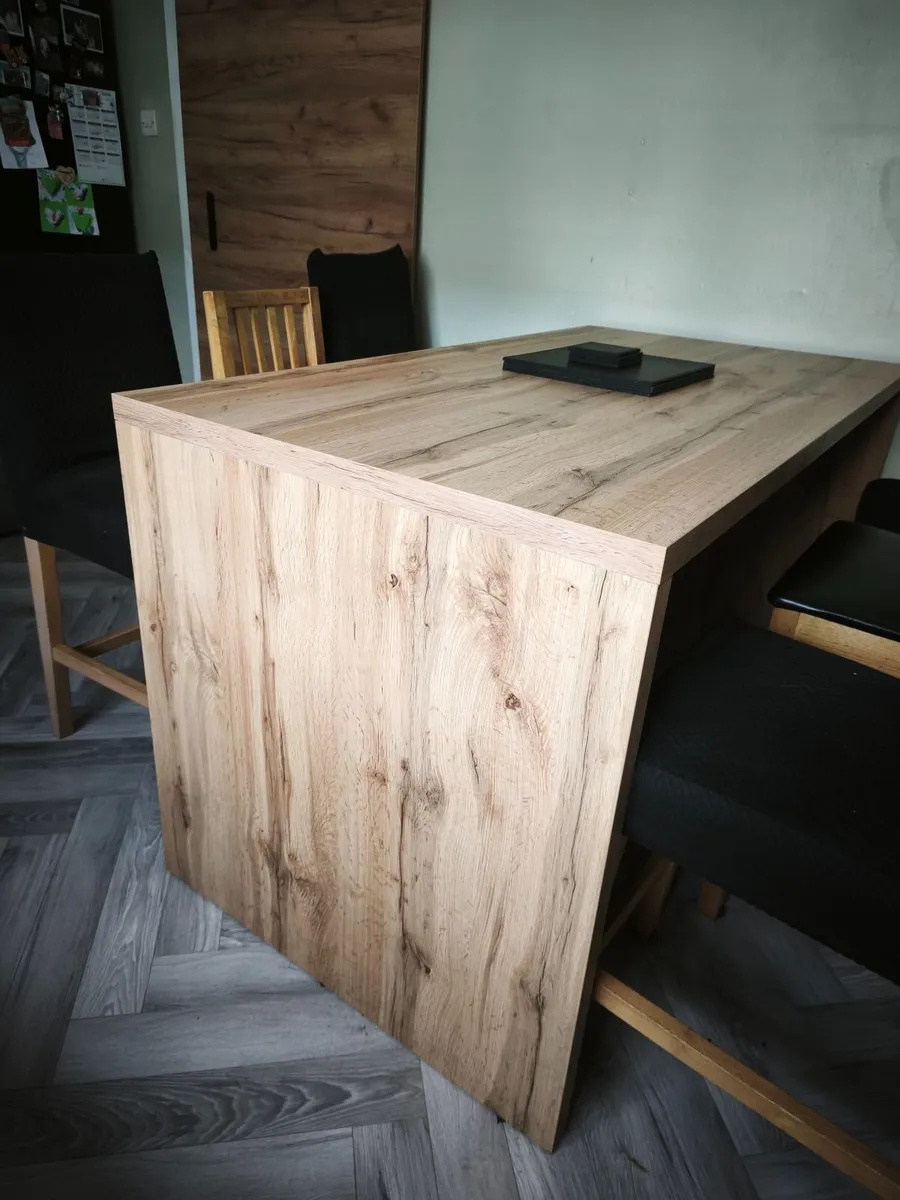Kitchen Island - Image 2