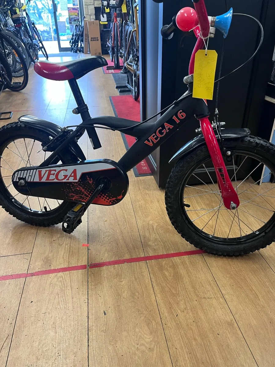 Boys 16 and 18 kids bikes - Image 1
