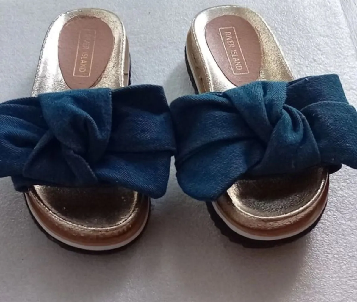 Ladies Shoes - Image 1