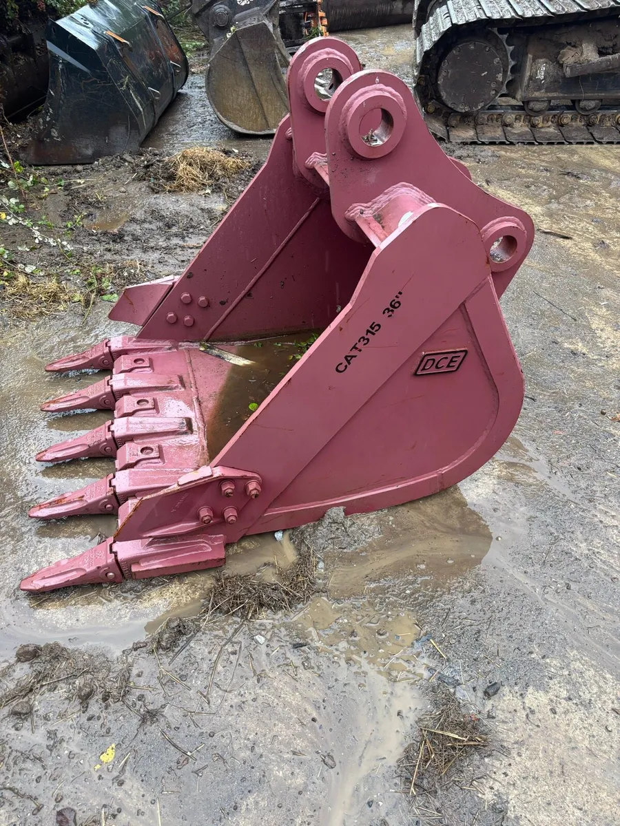 Digger bucket - Image 1
