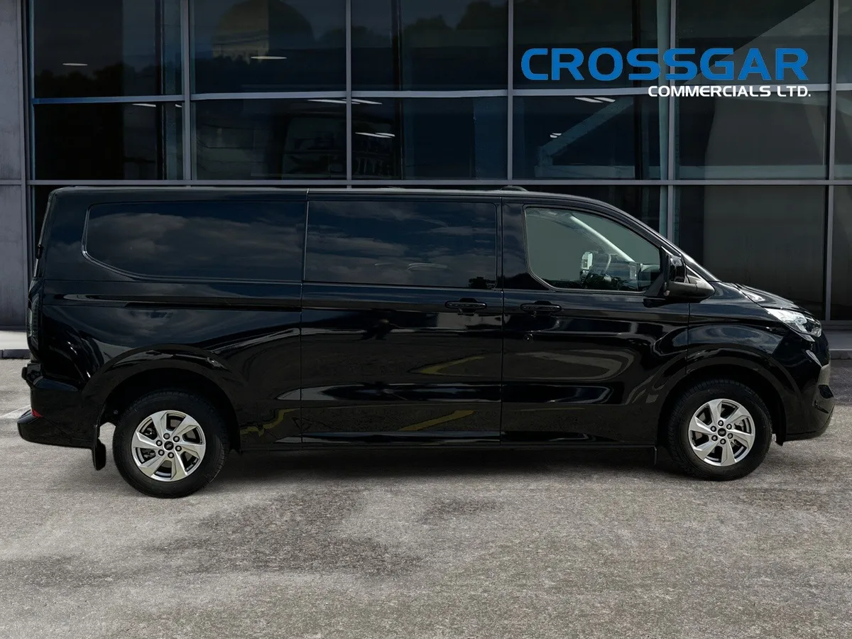 Ford Transit Custom 2025 Crew Van Auto LWB - Image 4